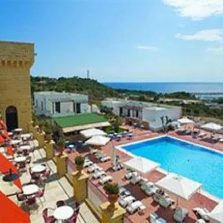 Leuca Sunny Apartments Hotel